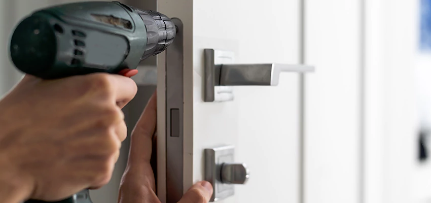 Locksmith For Lock Replacement Near Me in Dixon, CA