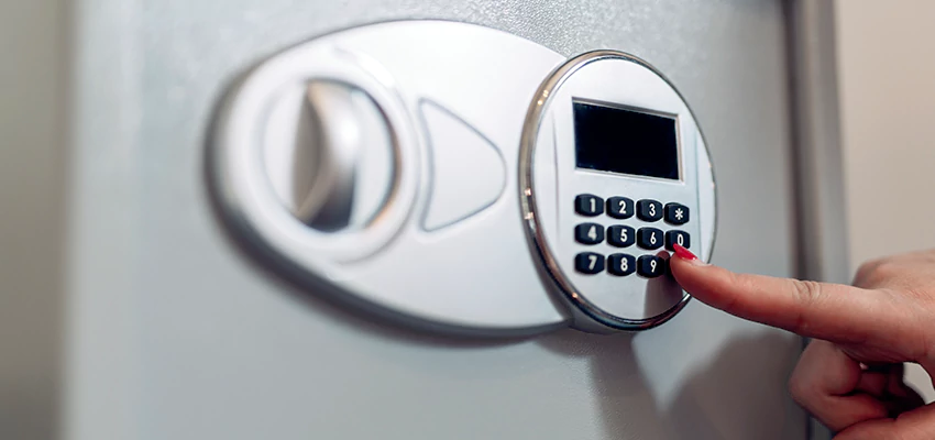 Jewelry Safe Cracking in Dixon, California